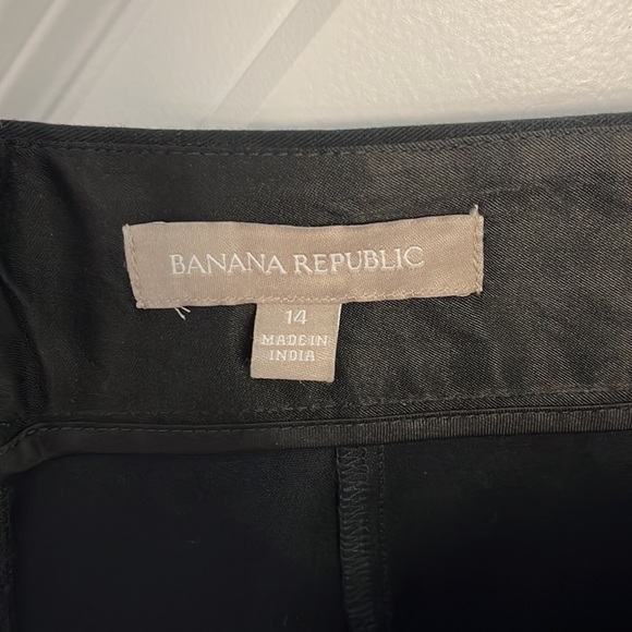 Banana Republic black pleated skirt size 14 - Picture 4 of 5